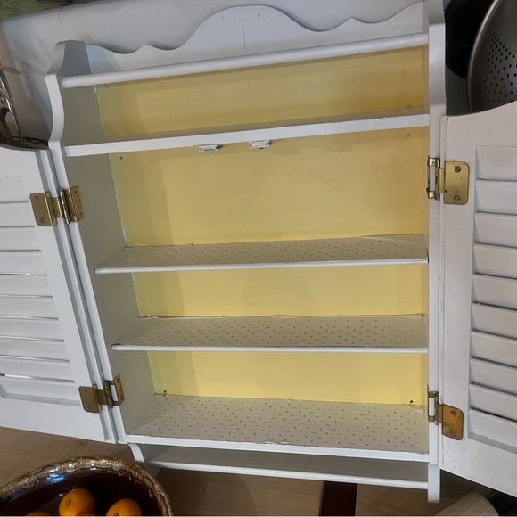 Vintage Wall Mount Spice Rack w Brass Hardware - Picture 5 of 15